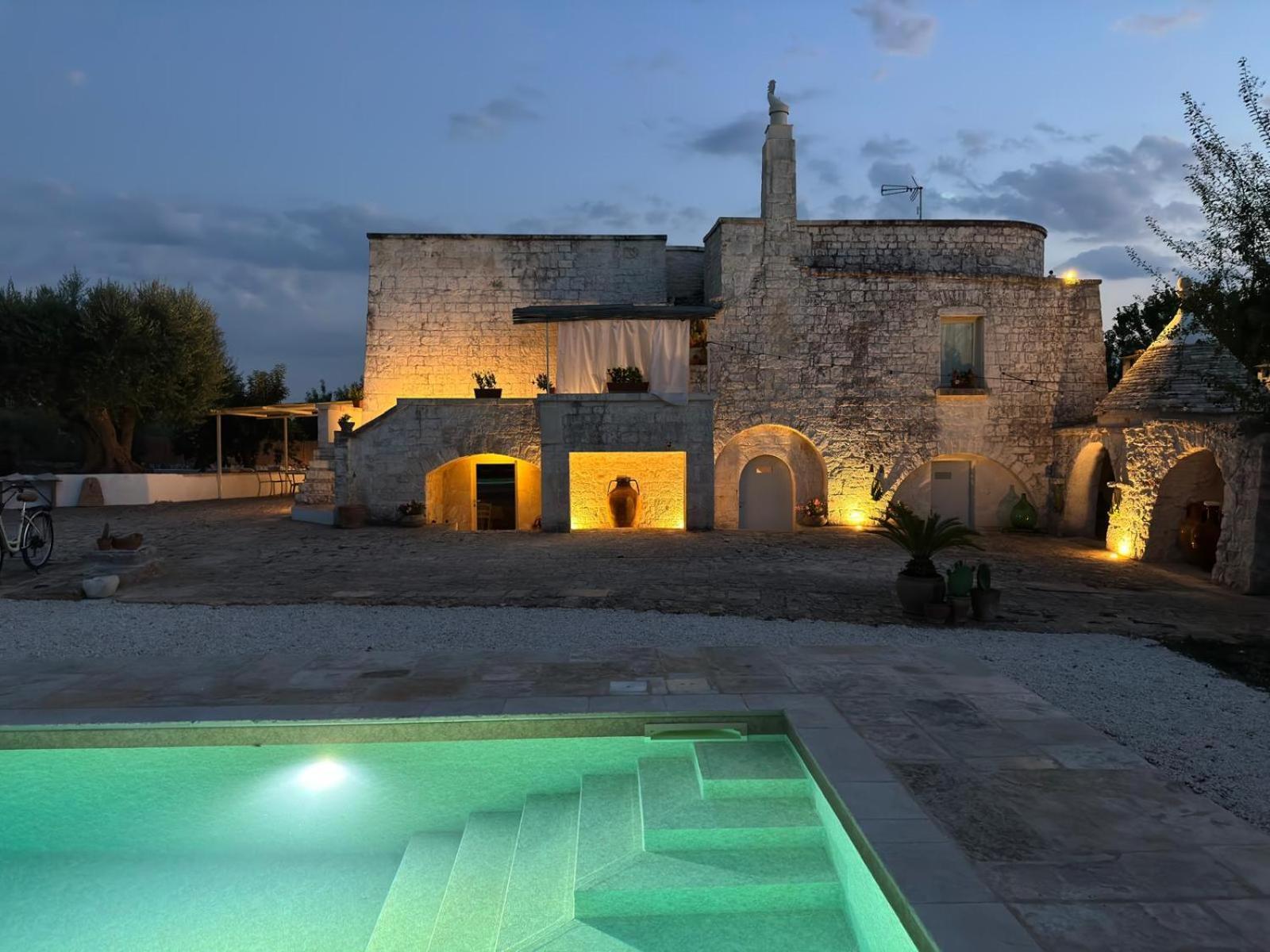 Pietra Pesara Bed & Breakfast Locorotondo Exterior photo